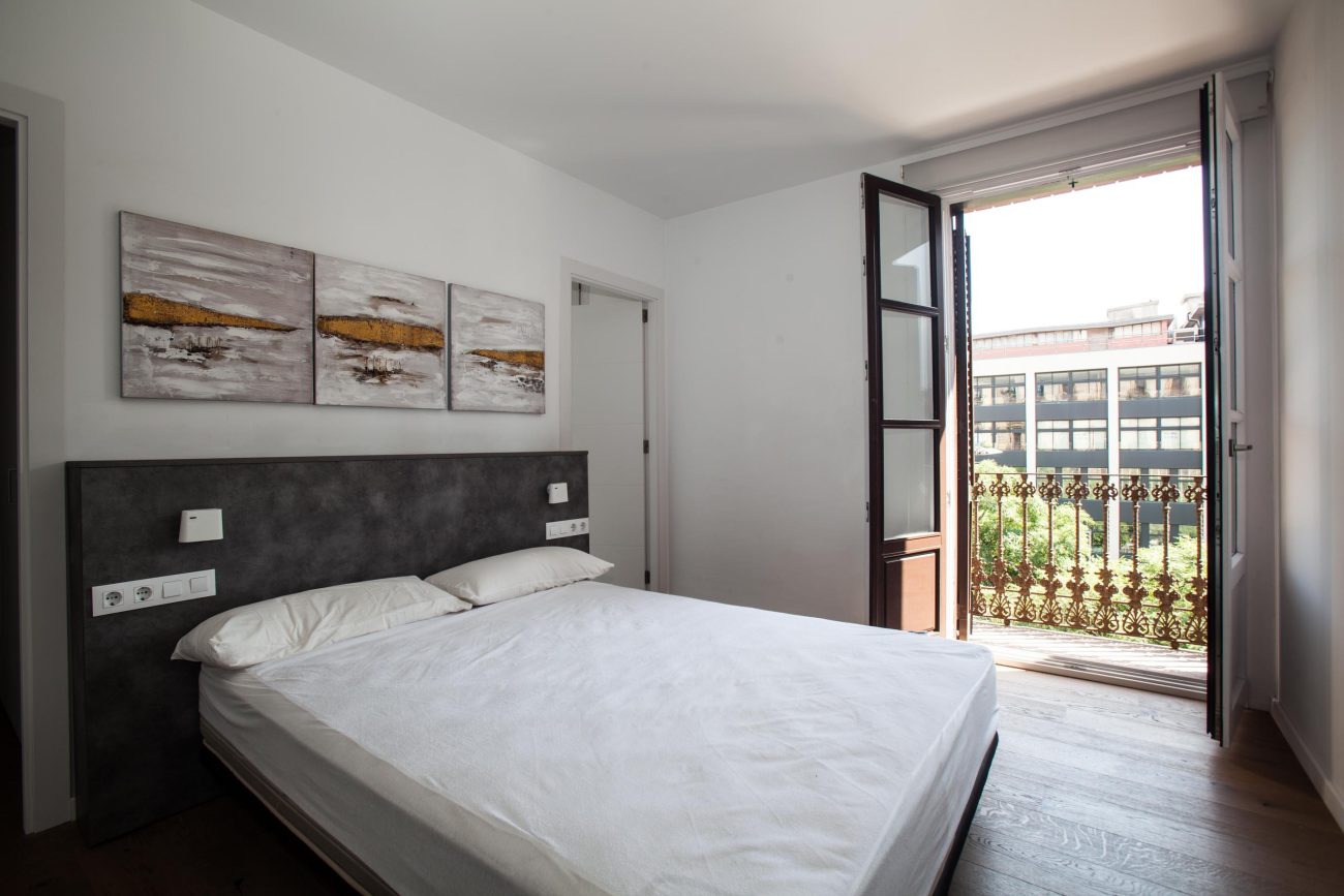 ESPECTACULAR PISO EN FINCA SEÑORIAL EN PLENO CENTRO DE BARCELONA
