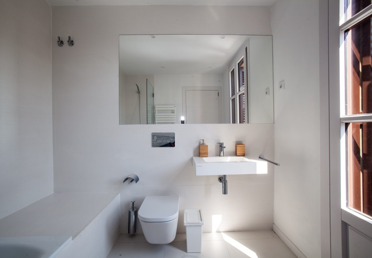 ESPECTACULAR PISO EN FINCA SEÑORIAL EN PLENO CENTRO DE BARCELONA