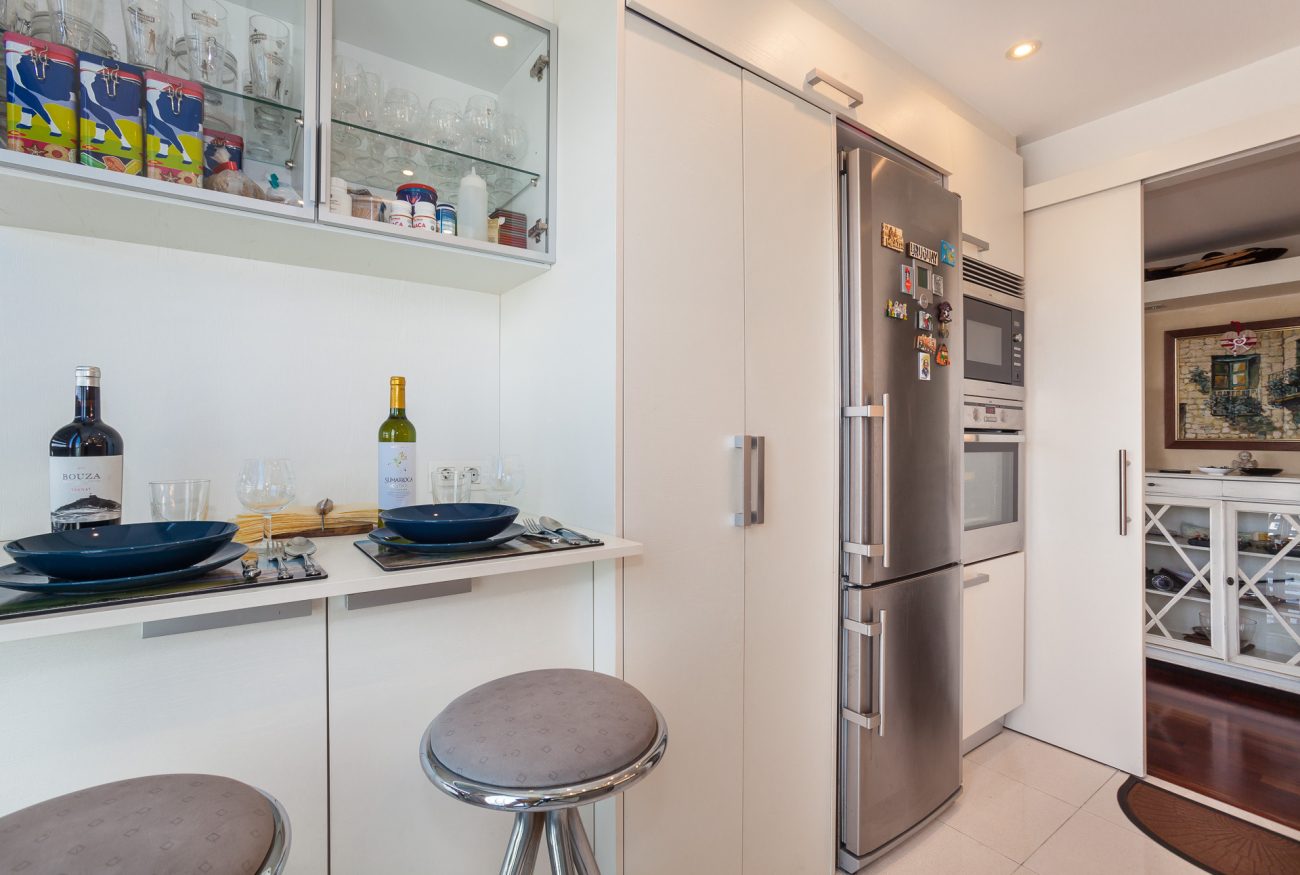Apartamento frente al mar con vistas panorámicas en el complejo residencial más prestigioso de Barcelona
