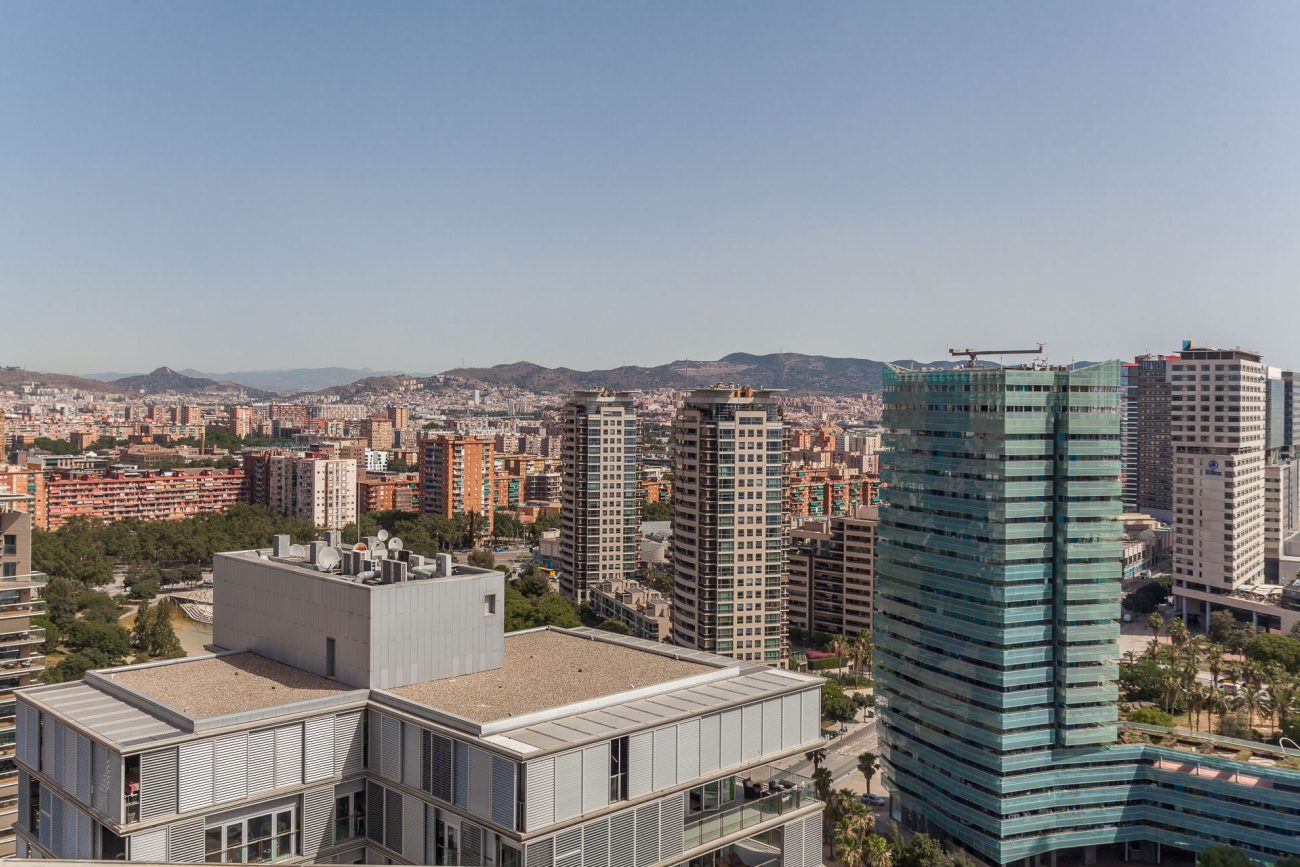 Apartamento frente al mar con vistas panorámicas en el complejo residencial más prestigioso de Barcelona