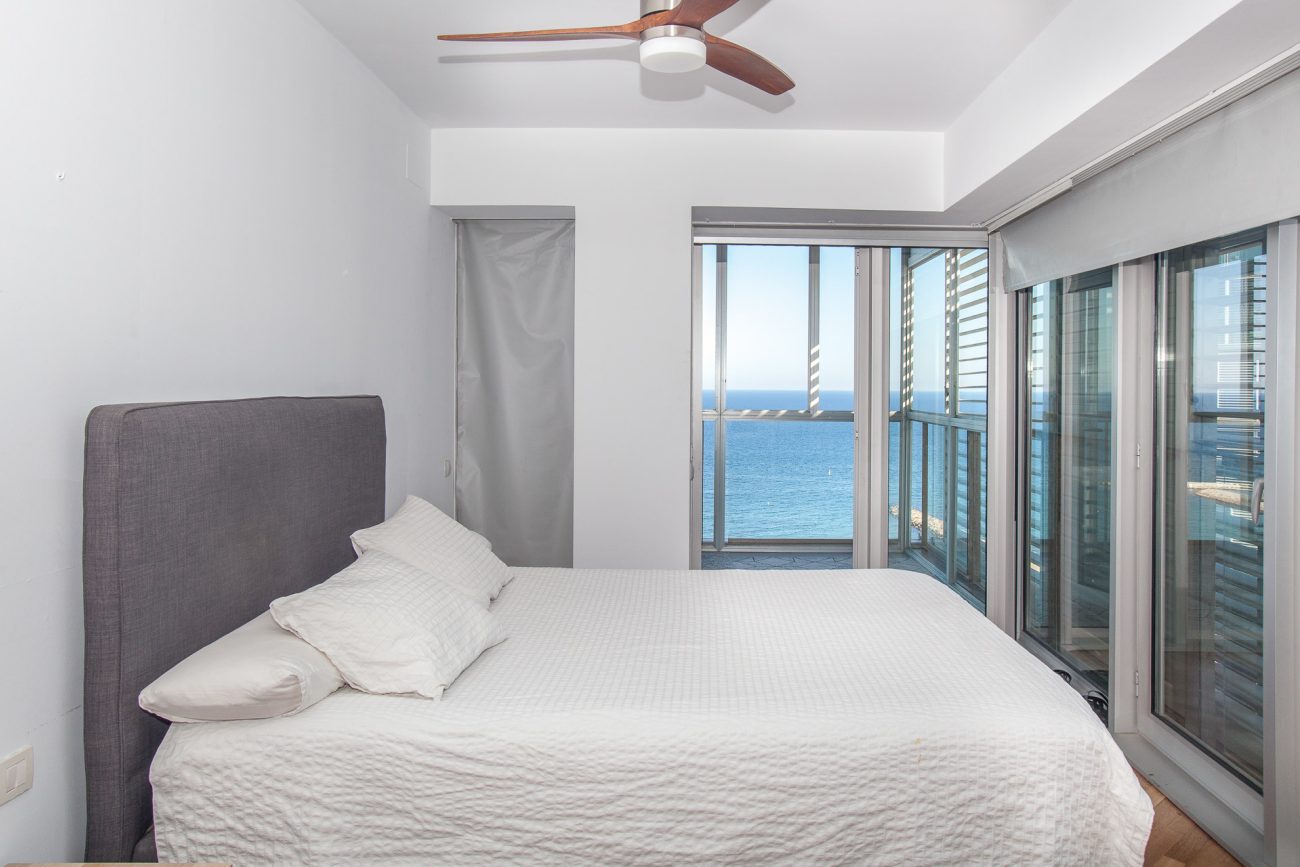 Exclusivo apartamento con vistas en primera línea de mar
