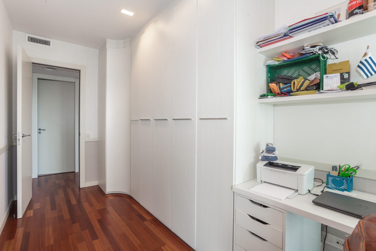 Apartamento frente al mar con vistas panorámicas en el complejo residencial más prestigioso de Barcelona