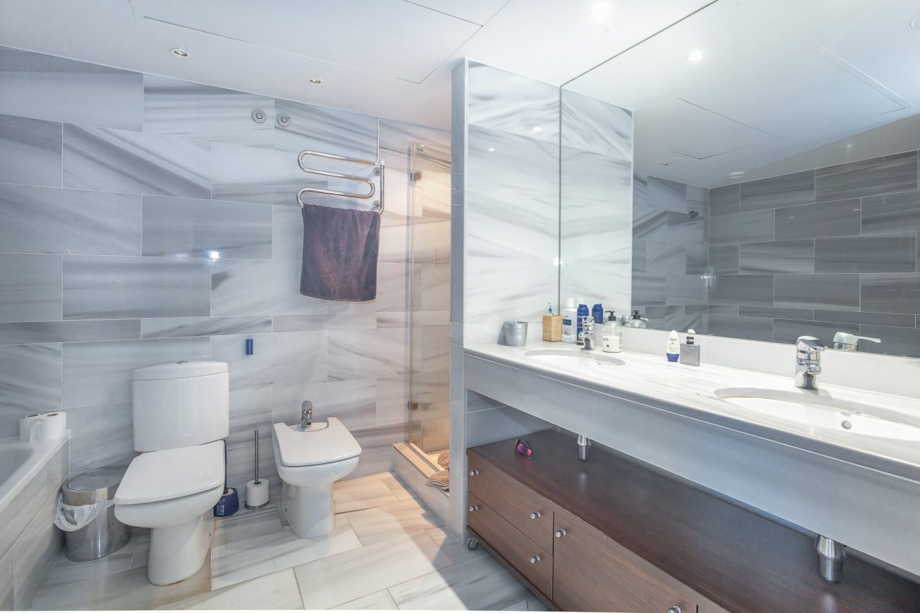 Exclusivo apartamento con vistas en primera línea de mar
