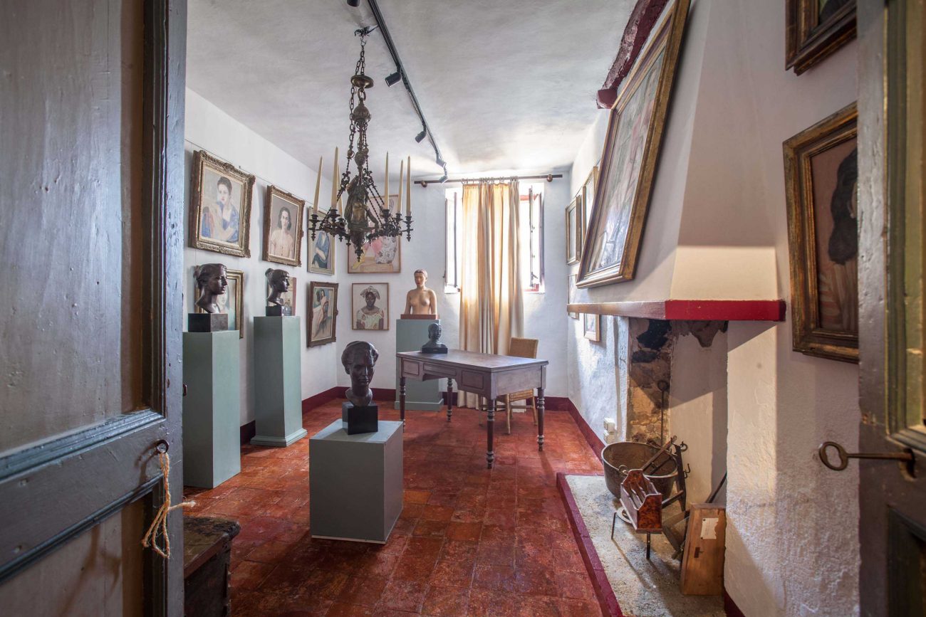 Palacete señorial del siglo XVII en el Emporda