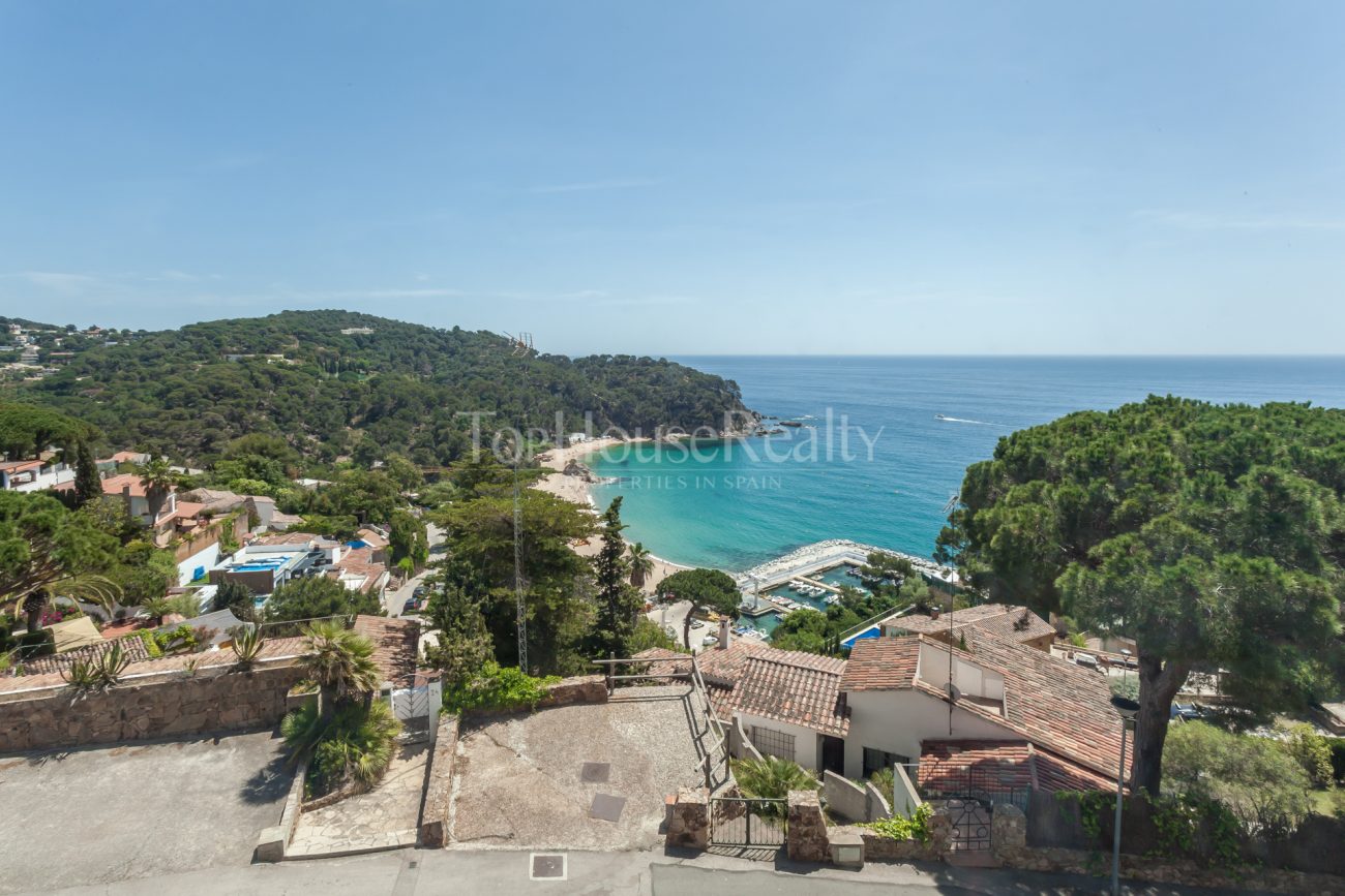 Villa moderna con impresionantes vistas panorámicas