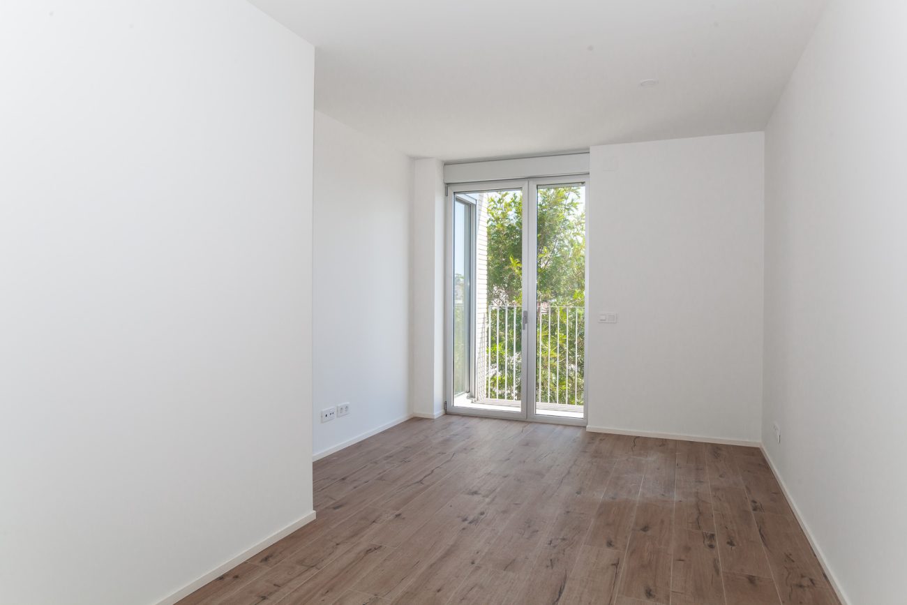 Piso en obra nueva en el centro del pueblo a las afueras de Barcelona