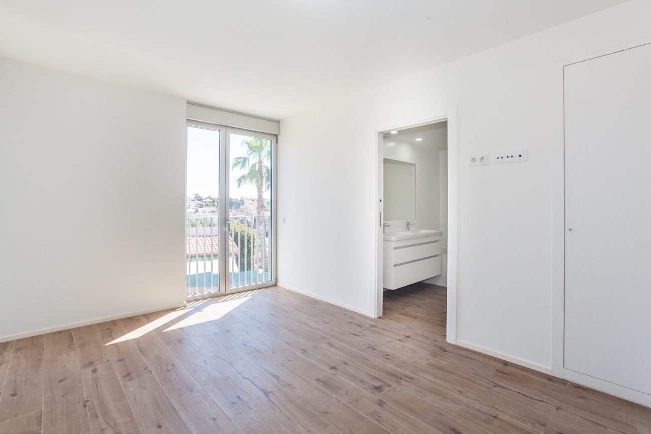 Dos apartamentos nuevos combinados en uno