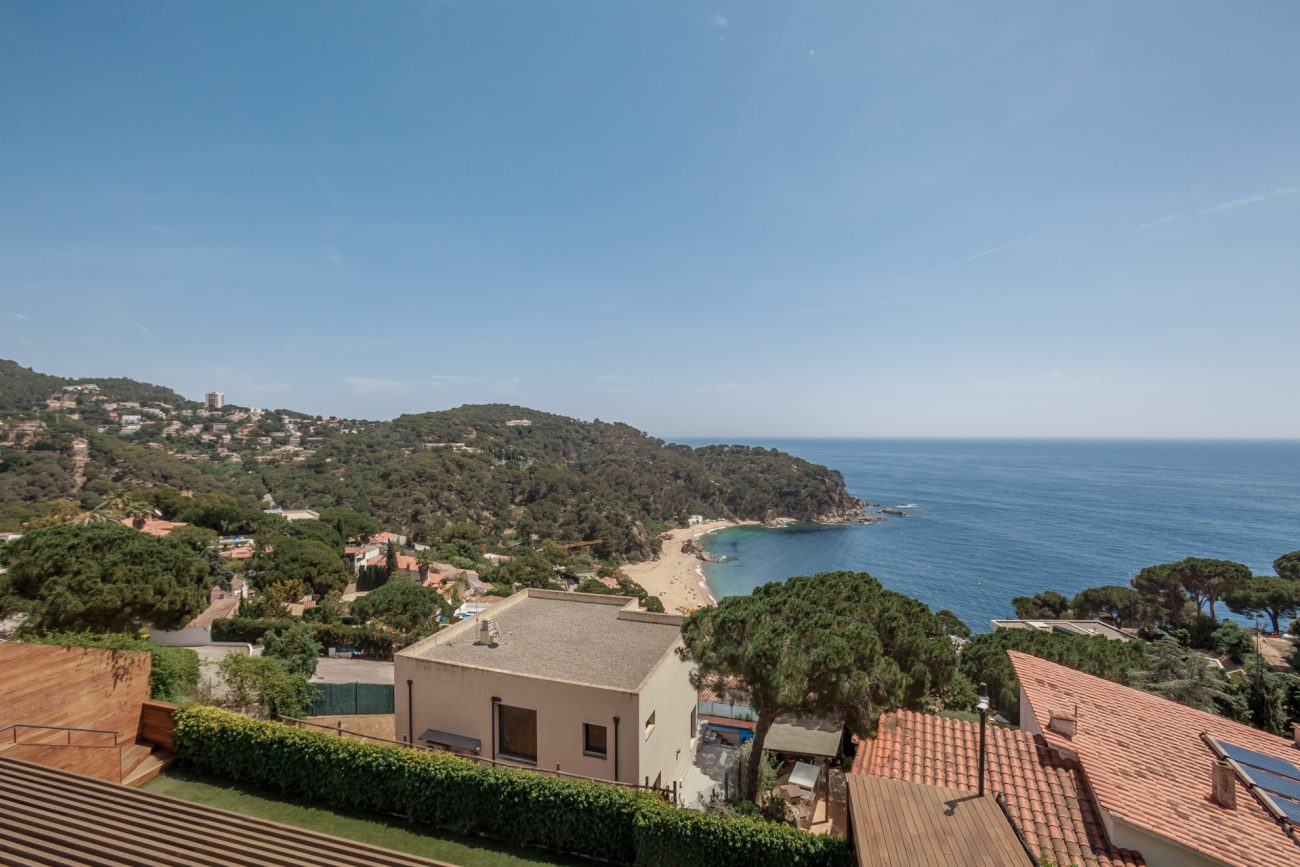Casa de lujo con impresionantes vistas a Cala Canyelles