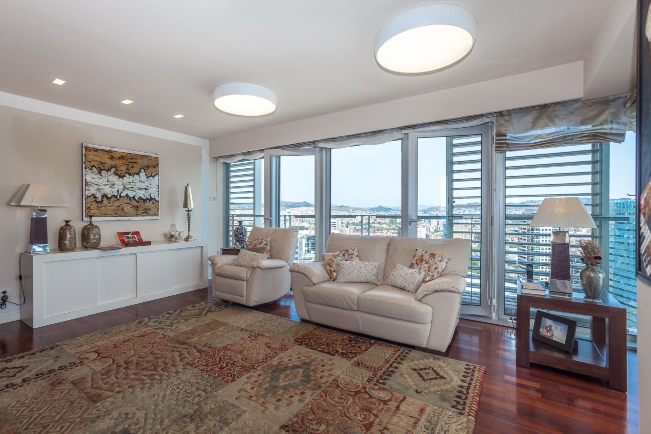 Apartamento frente al mar con vistas panorámicas en el complejo residencial más prestigioso de Barcelona