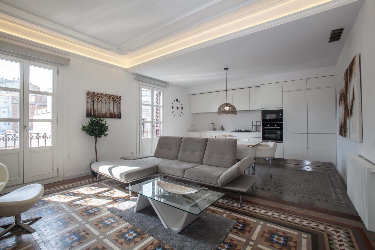ESPECTACULAR PISO EN FINCA SEÑORIAL EN PLENO CENTRO DE BARCELONA