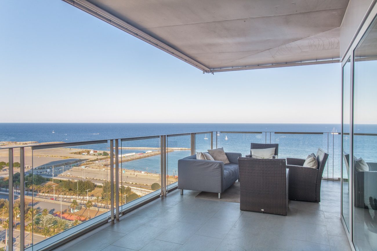 Exclusivo apartamento con vistas en primera línea de mar