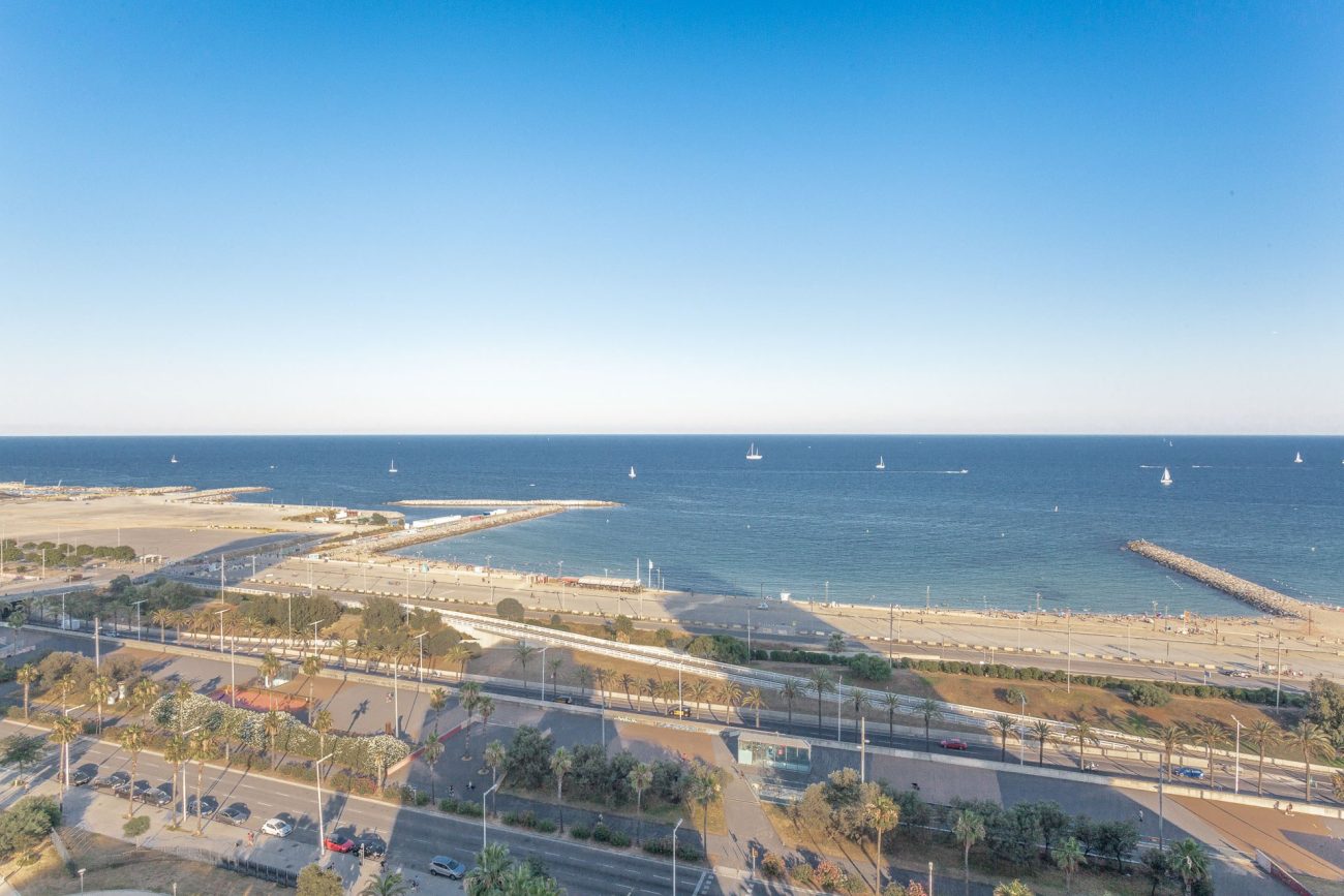 Exclusivo apartamento con vistas en primera línea de mar