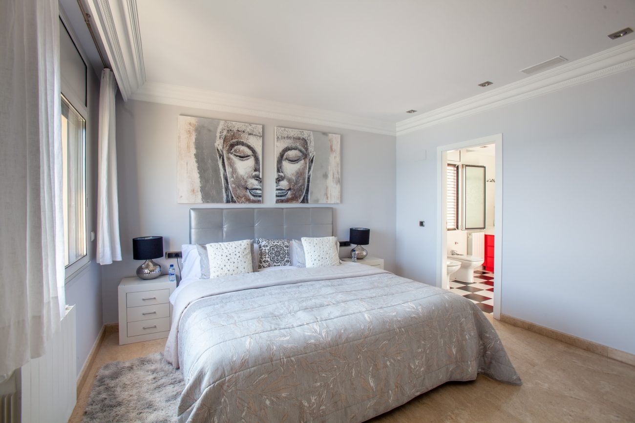 Una Exclusiva Casa de Lujo en la Primera Línea del Mar en Sitges