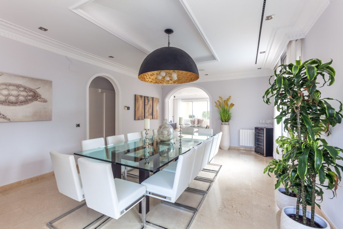 Una Exclusiva Casa de Lujo en la Primera Línea del Mar en Sitges