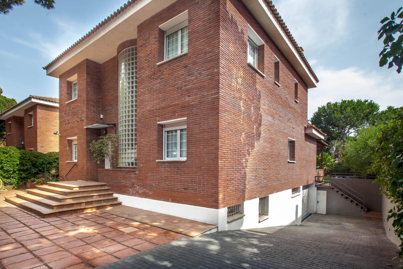 Vivienda exclusiva en la mejor zona residencial de Gavá Mar