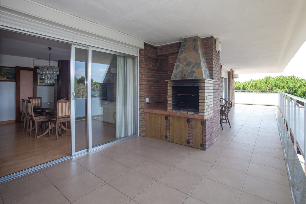 Ático con terraza y piscina en la mejor zona de Gavá