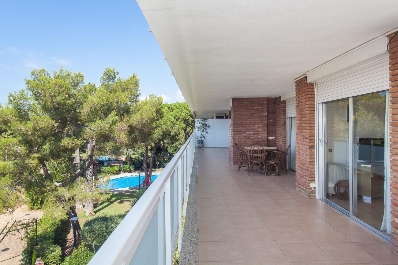 Ático con terraza y piscina en la mejor zona de Gavá