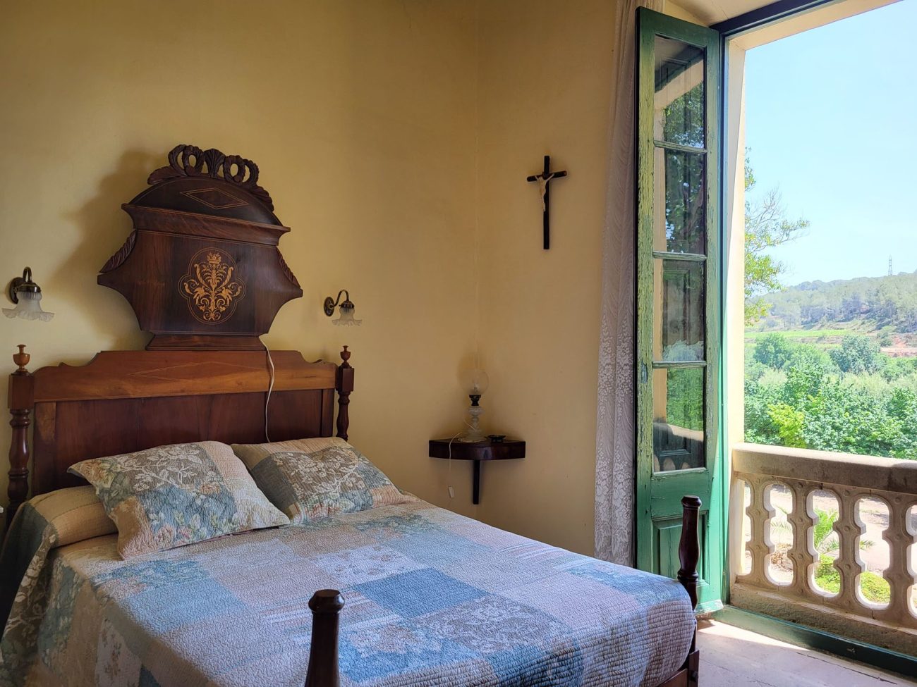 Preciosa masía estilo indiana en venta cerca de Valls