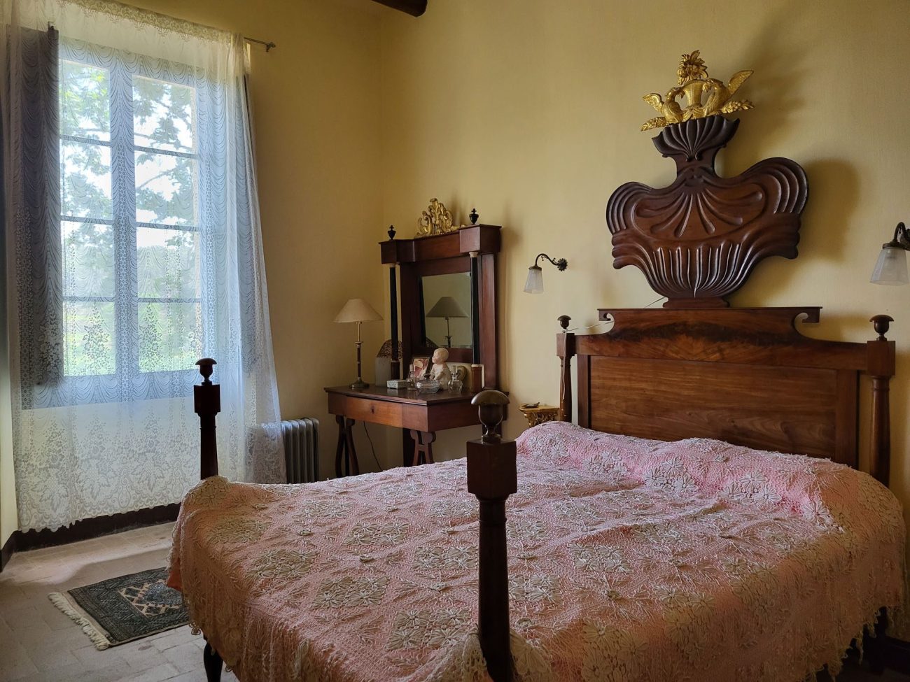 Preciosa masía estilo indiana en venta cerca de Valls