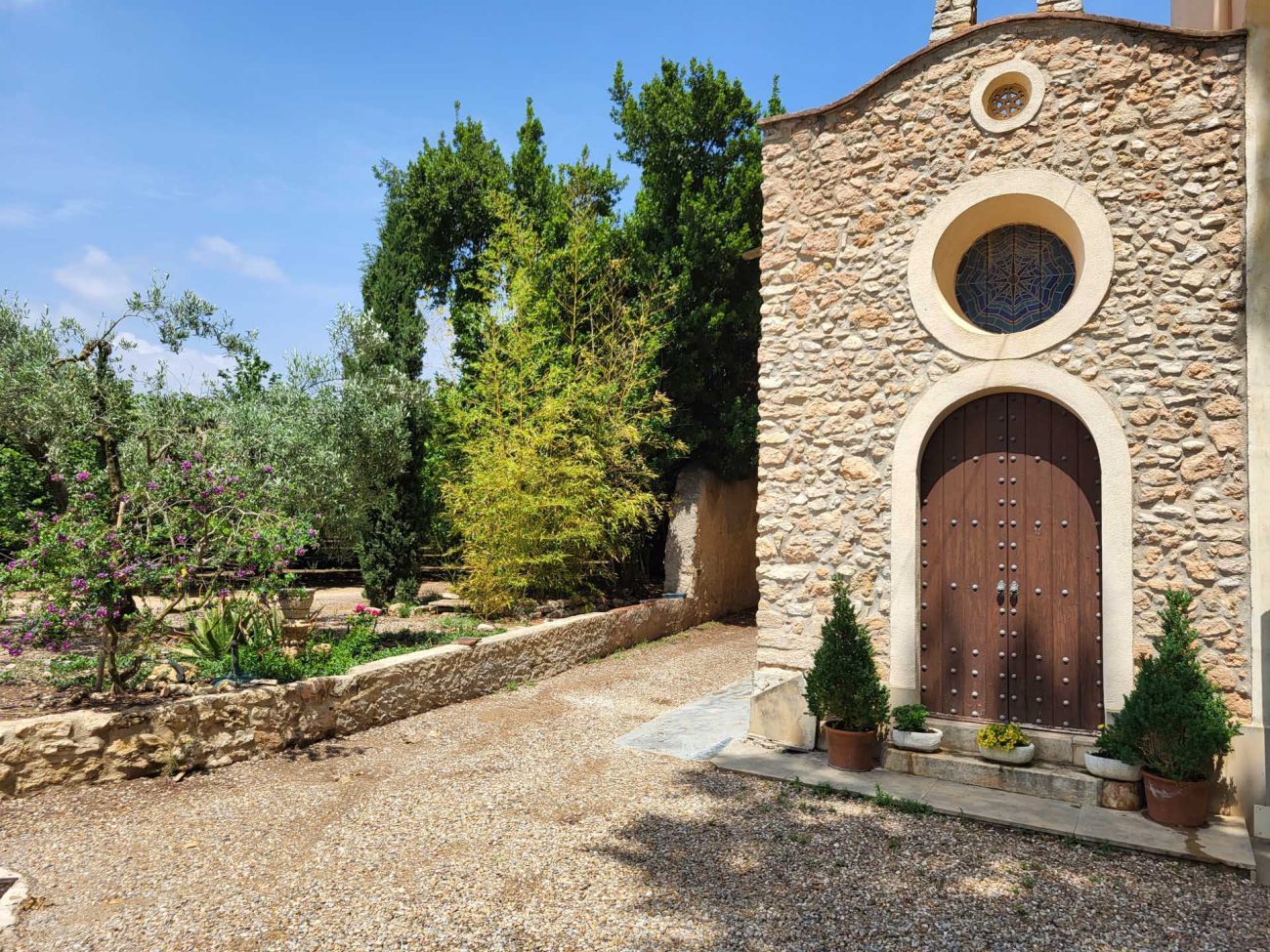 Preciosa masía estilo indiana en venta cerca de Valls