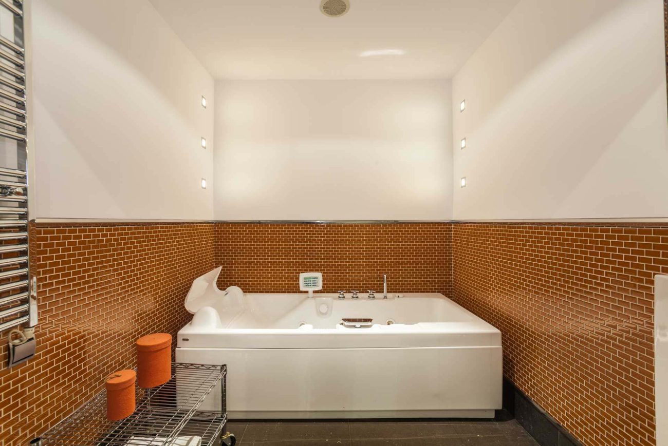Encantador Apartamento en Paseo de Gracia: Un Refugio de Belleza y Estilo
