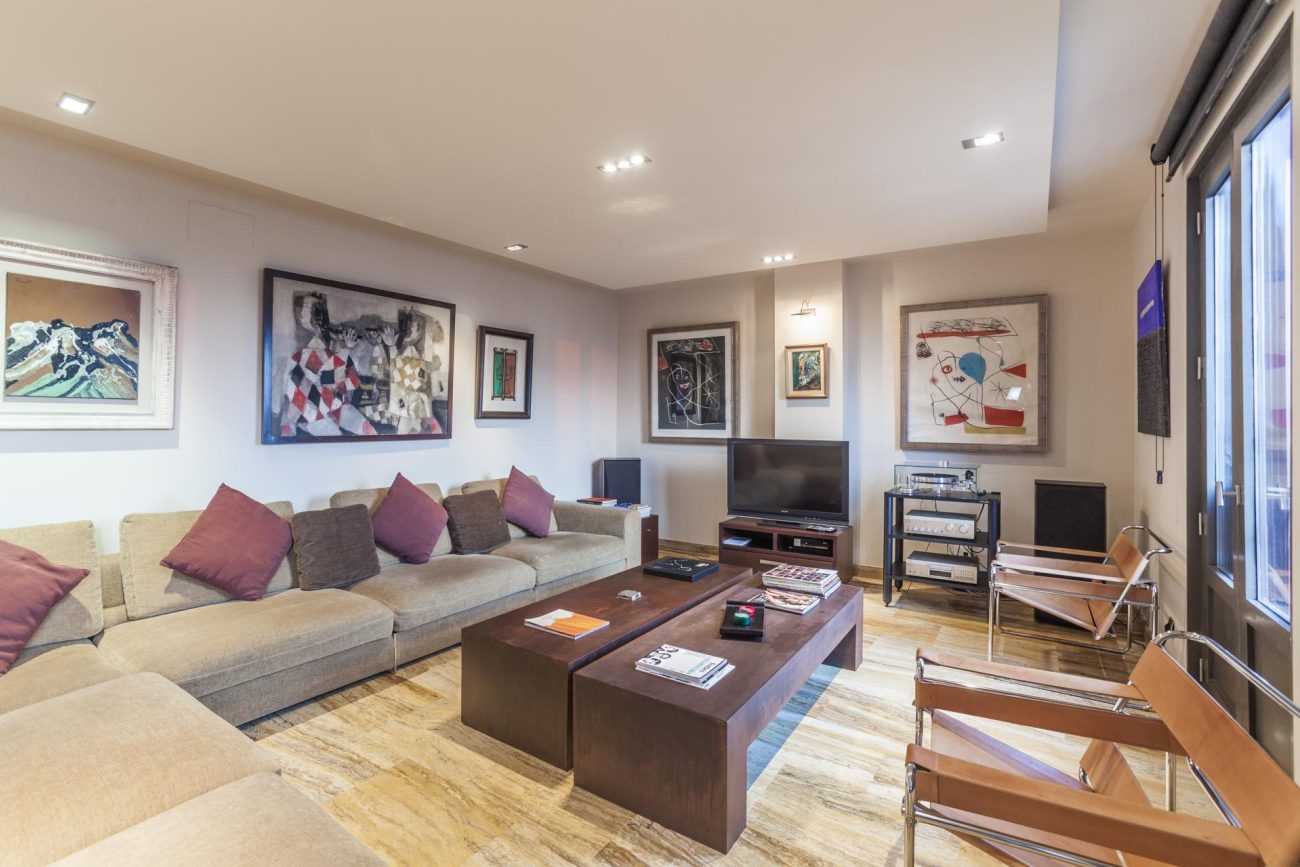 Encantador Apartamento en Paseo de Gracia: Un Refugio de Belleza y Estilo
