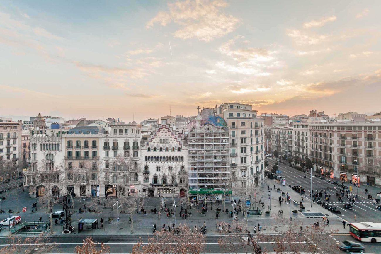 Encantador Apartamento en Paseo de Gracia: Un Refugio de Belleza y Estilo