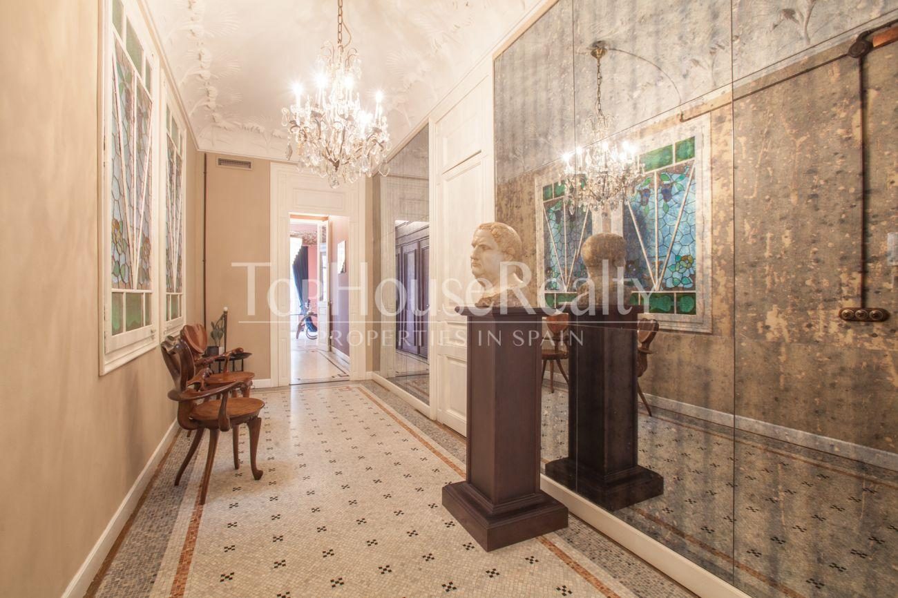 Espectacular Principal en el Cuadrado de Oro de Barcelona