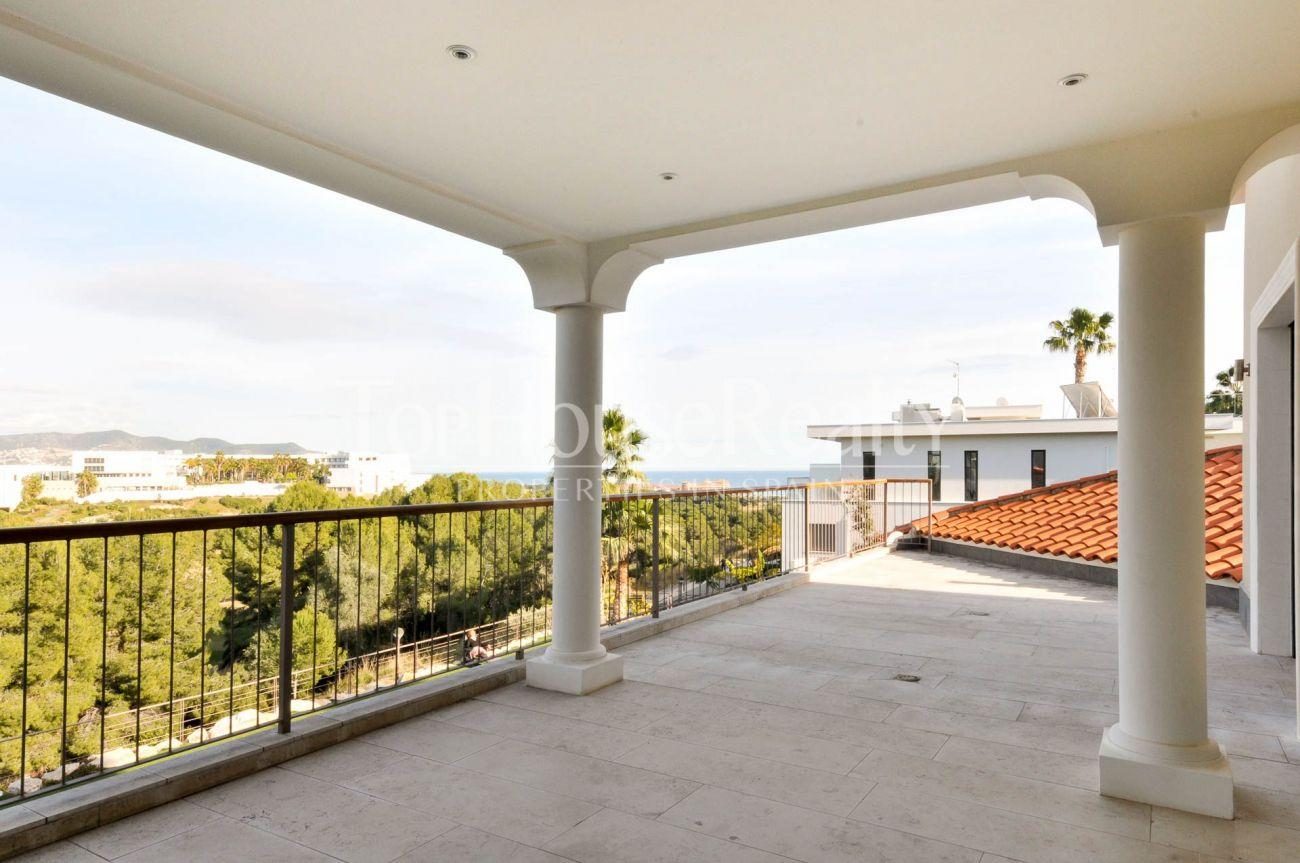 Gran casa en la mejor urbanización cerrada cerca de Barcelona