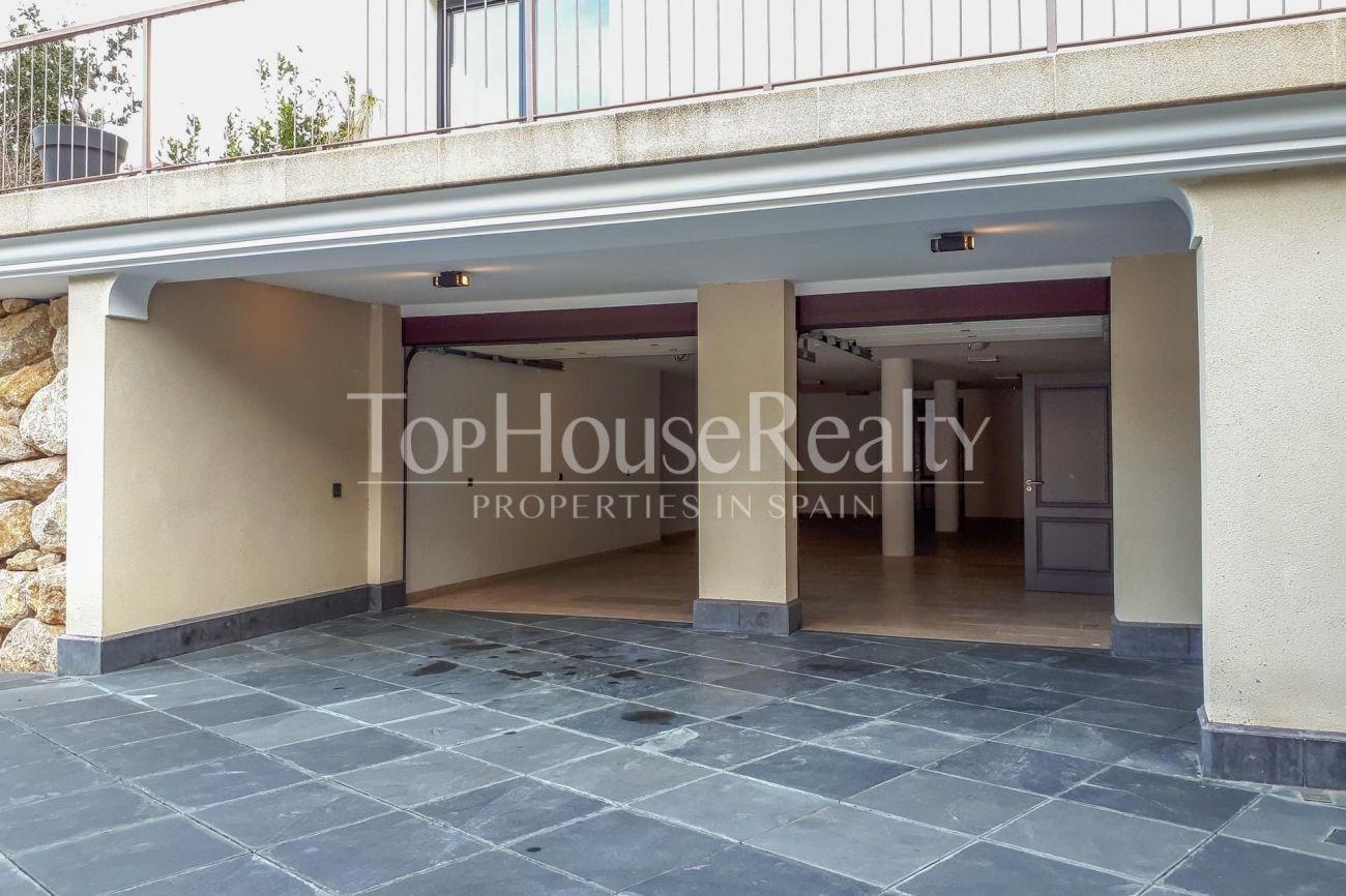 Gran casa en la mejor urbanización cerrada cerca de Barcelona