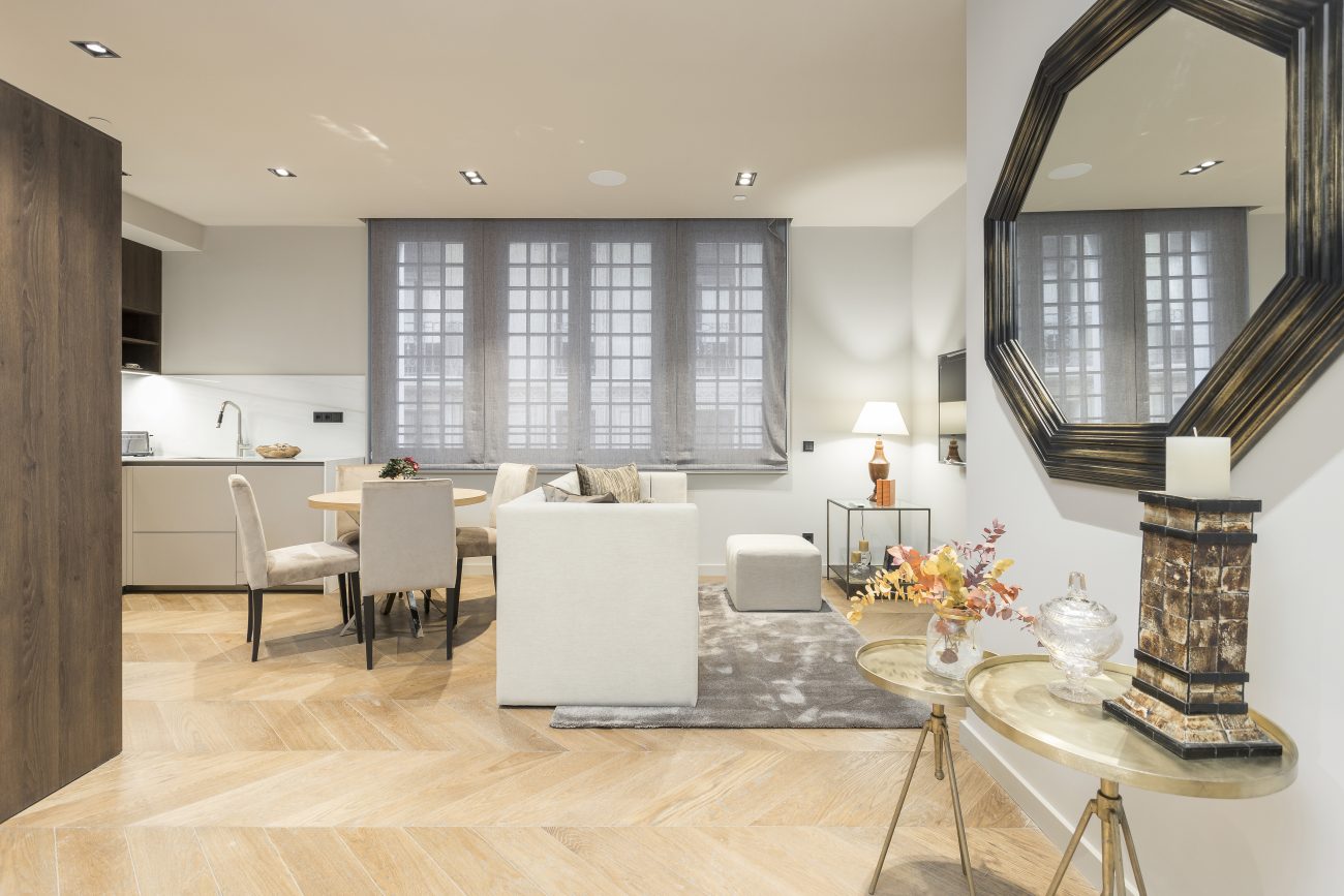 Exclusiva vivienda reformada en Vía Layetana de Barcelona