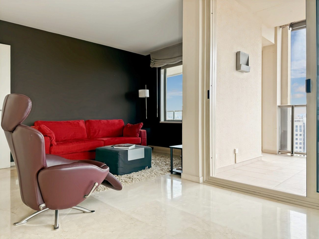 Ático en alquiler en Diagonal Mar  — vistas panorámicas, terraza y servicios premium
