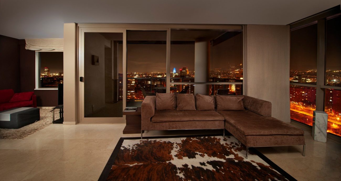 Ático en alquiler en Diagonal Mar  — vistas panorámicas, terraza y servicios premium