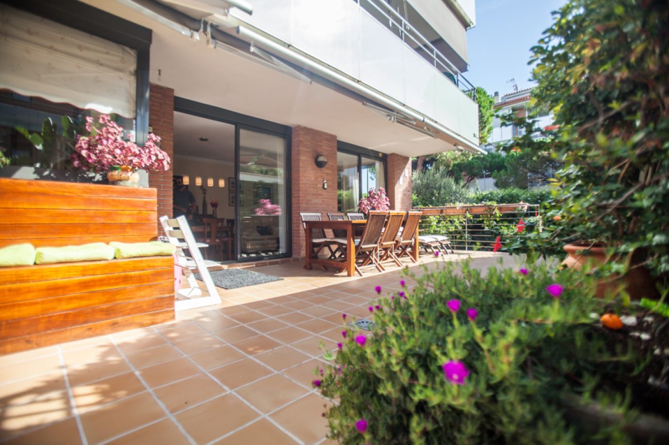 Acogedor apartamento en la planta baja.