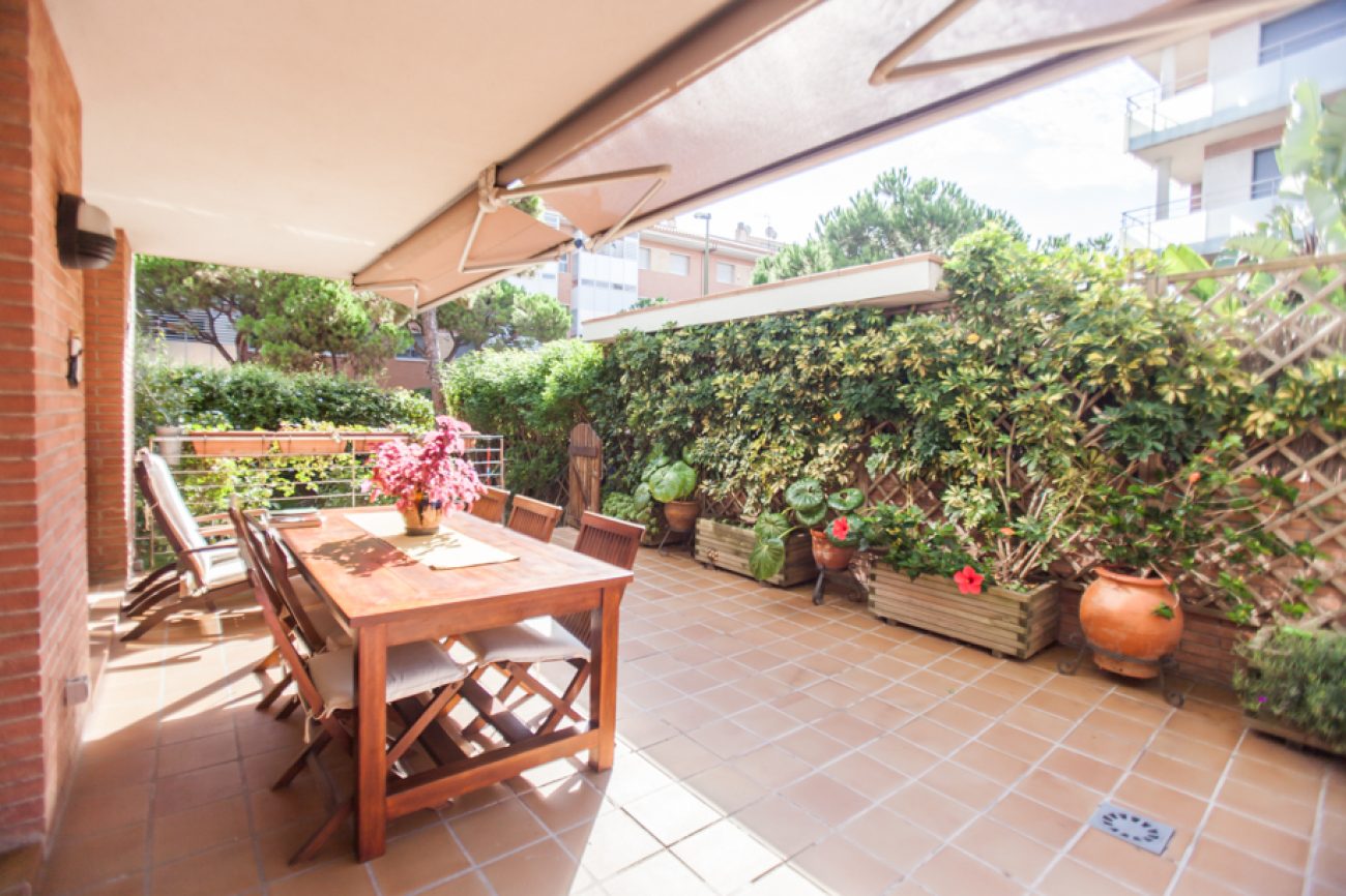 Acogedor apartamento en la planta baja.