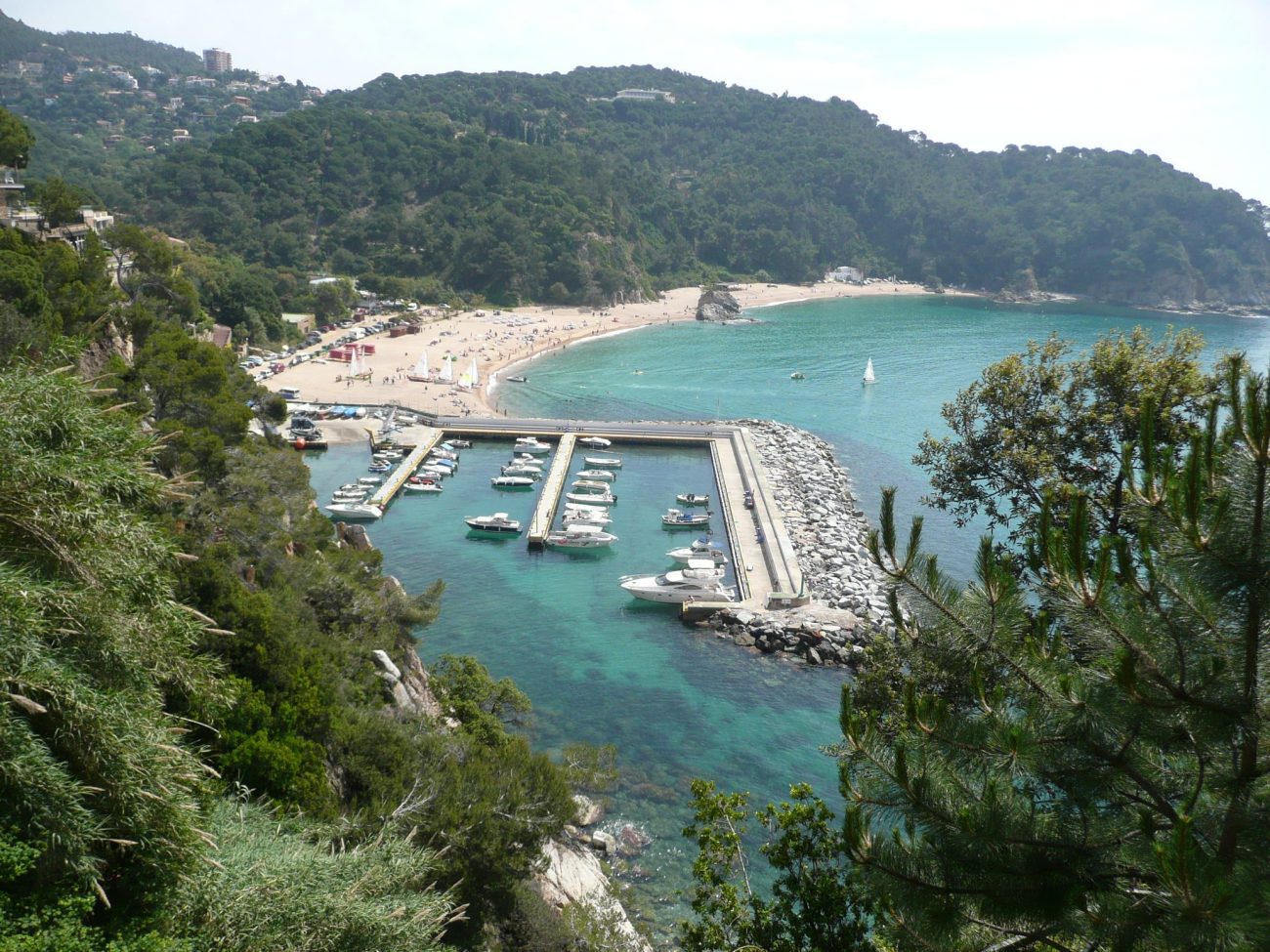 Espectacular casa de diseño en Cala Canyelles en Lloret de Mar