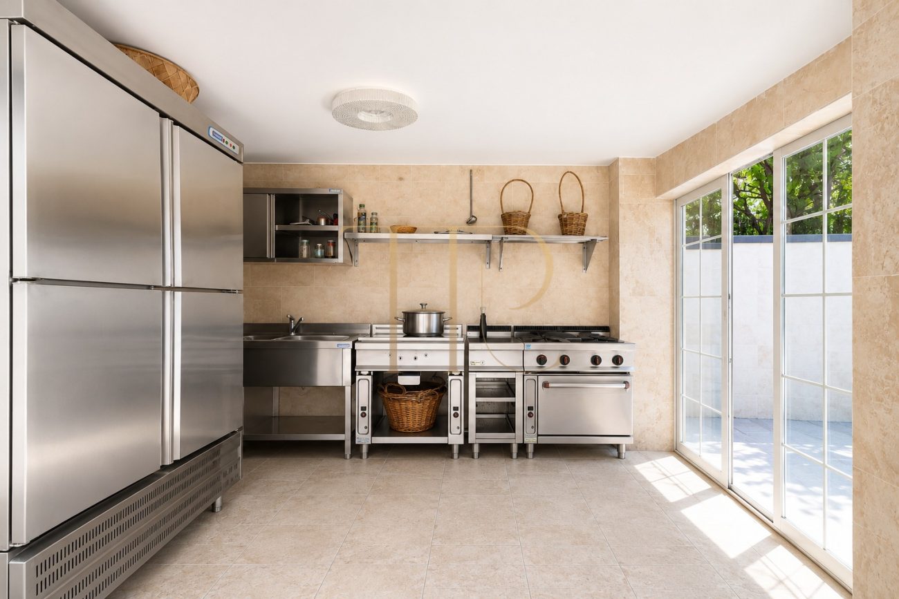 Exclusiva casa unifamiliar de diseño en La Pineda, Castelldefels