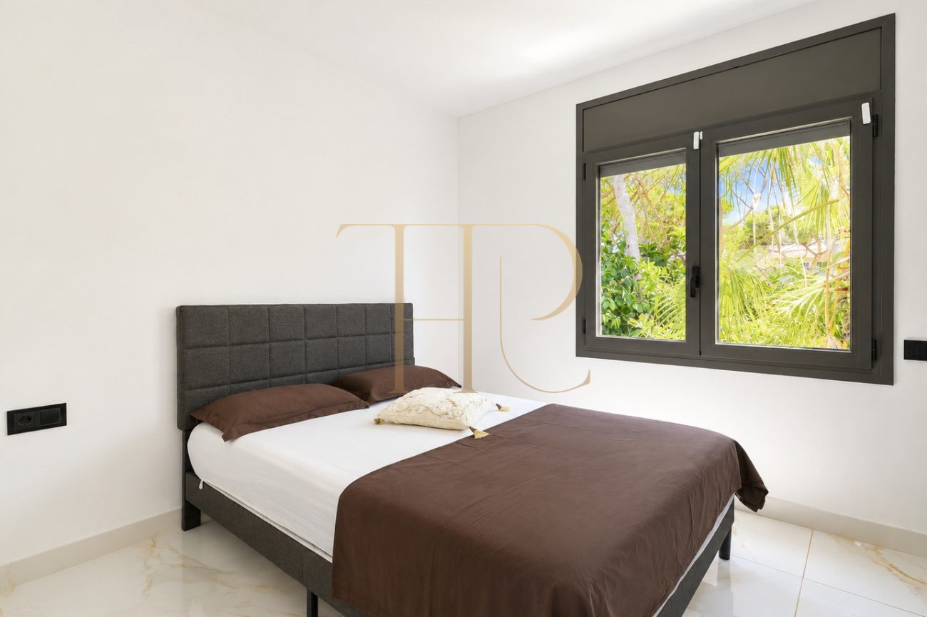 Exclusiva casa unifamiliar de diseño en La Pineda, Castelldefels