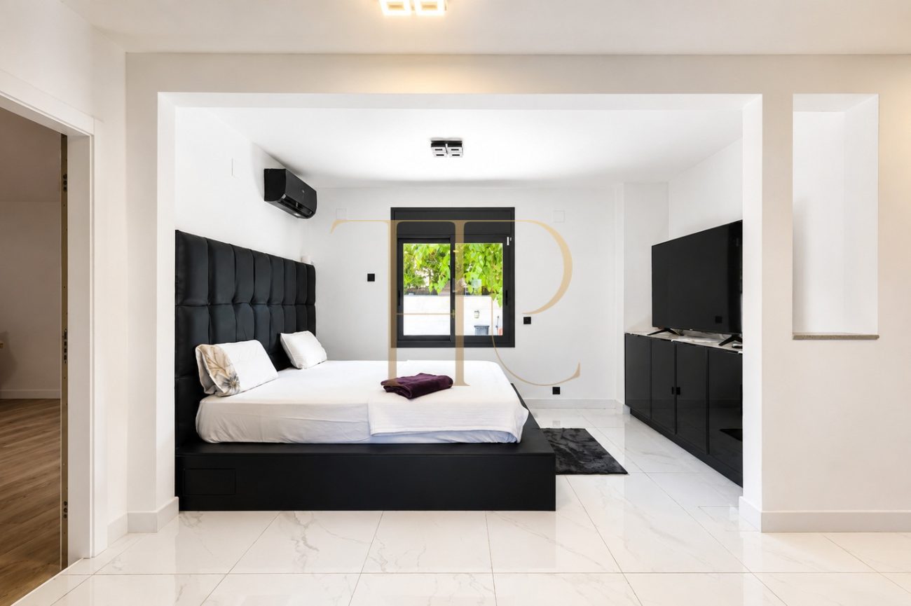 Exclusiva casa unifamiliar de diseño en La Pineda, Castelldefels