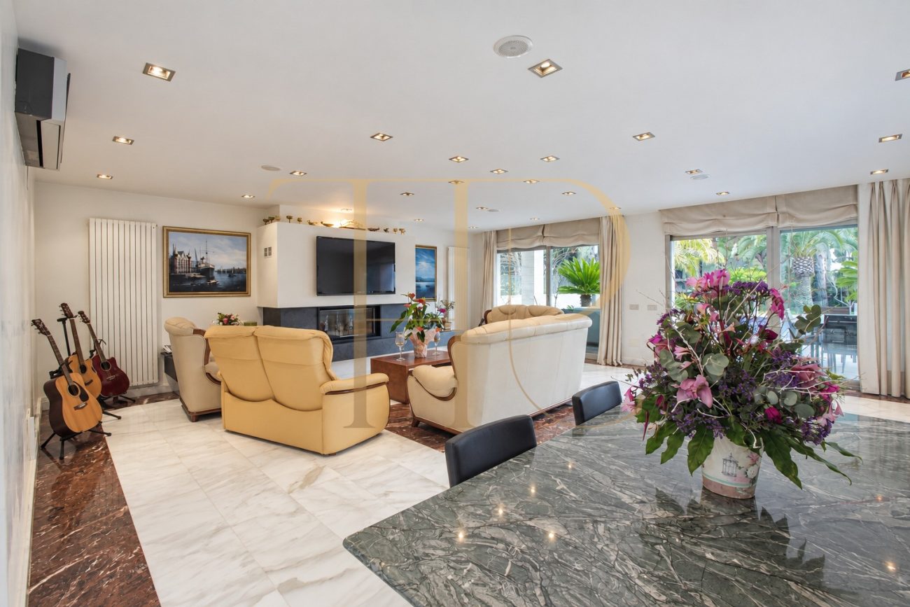 Exclusiva villa de lujo en Castelldefels