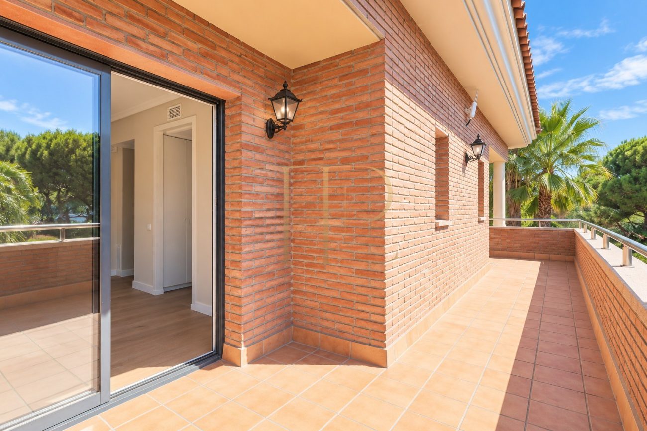 Villa independiente de lujo en alquiler en Gavà Mar, a estrenar