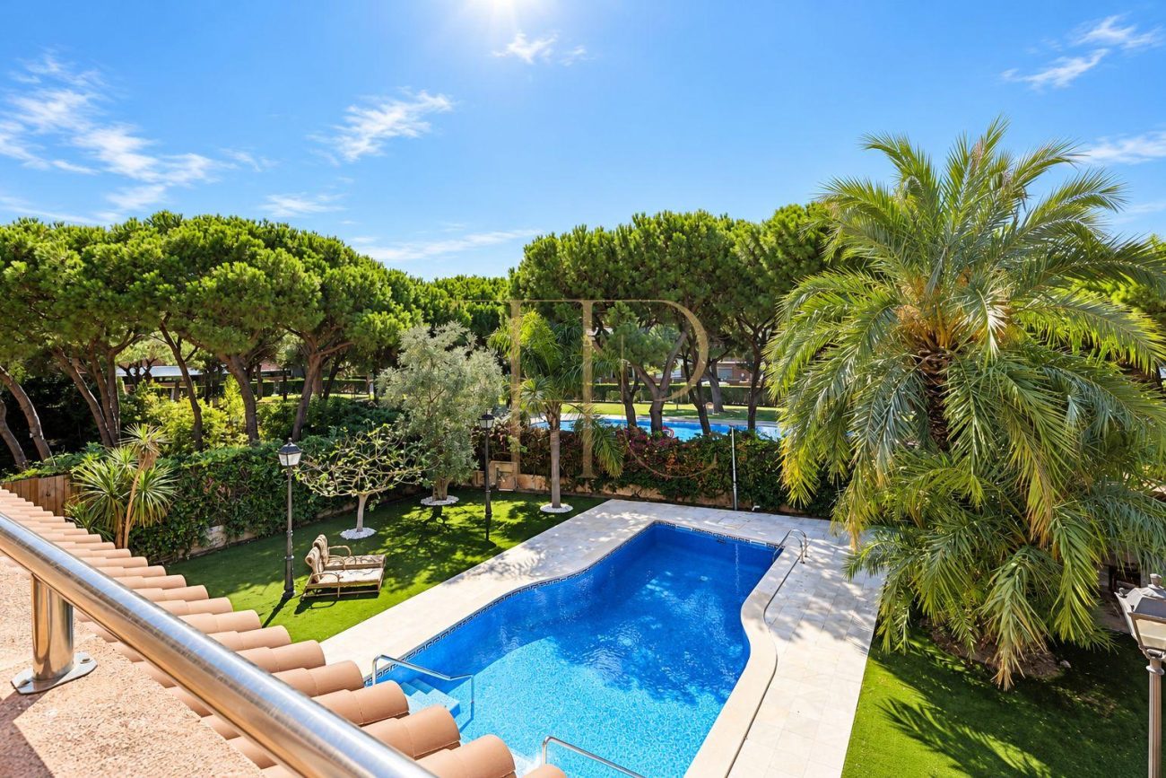 Villa independiente de lujo en alquiler en Gavà Mar, a estrenar
