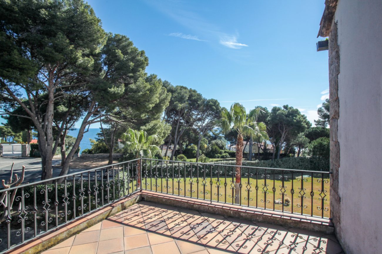 Villa de lujo en una urbanización prestigiosa de Sagaró