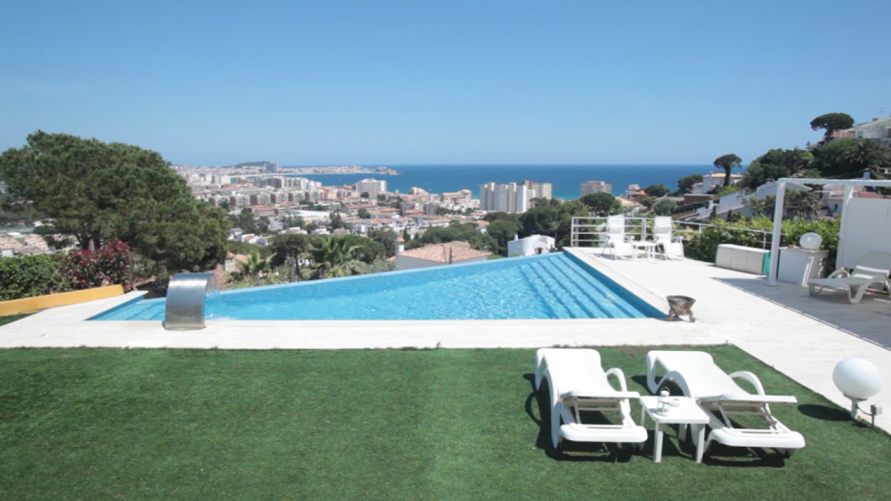 Villa con vistas panorámicas al mar y la ciudad