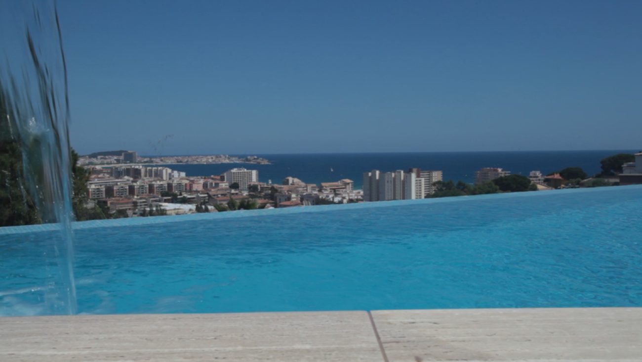 Villa con vistas panorámicas al mar y la ciudad
