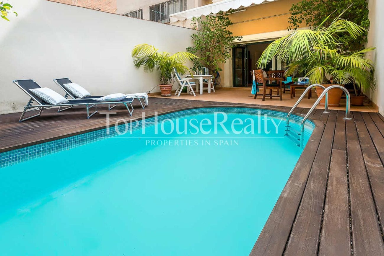 Casa Adosada Unifamiliar con Piscina Privada