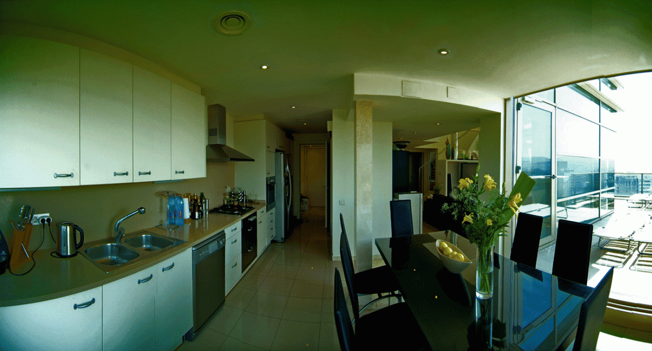 Penthouse de lujo cerca del mar en Barcelona