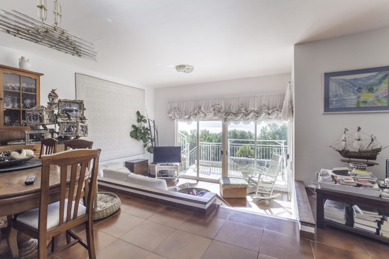 Casa en la mejor zona de la montaña de Castelldefels