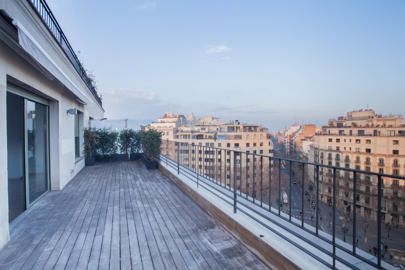 Exclusivo ático con terraza en alquiler en Paseo de Gracia