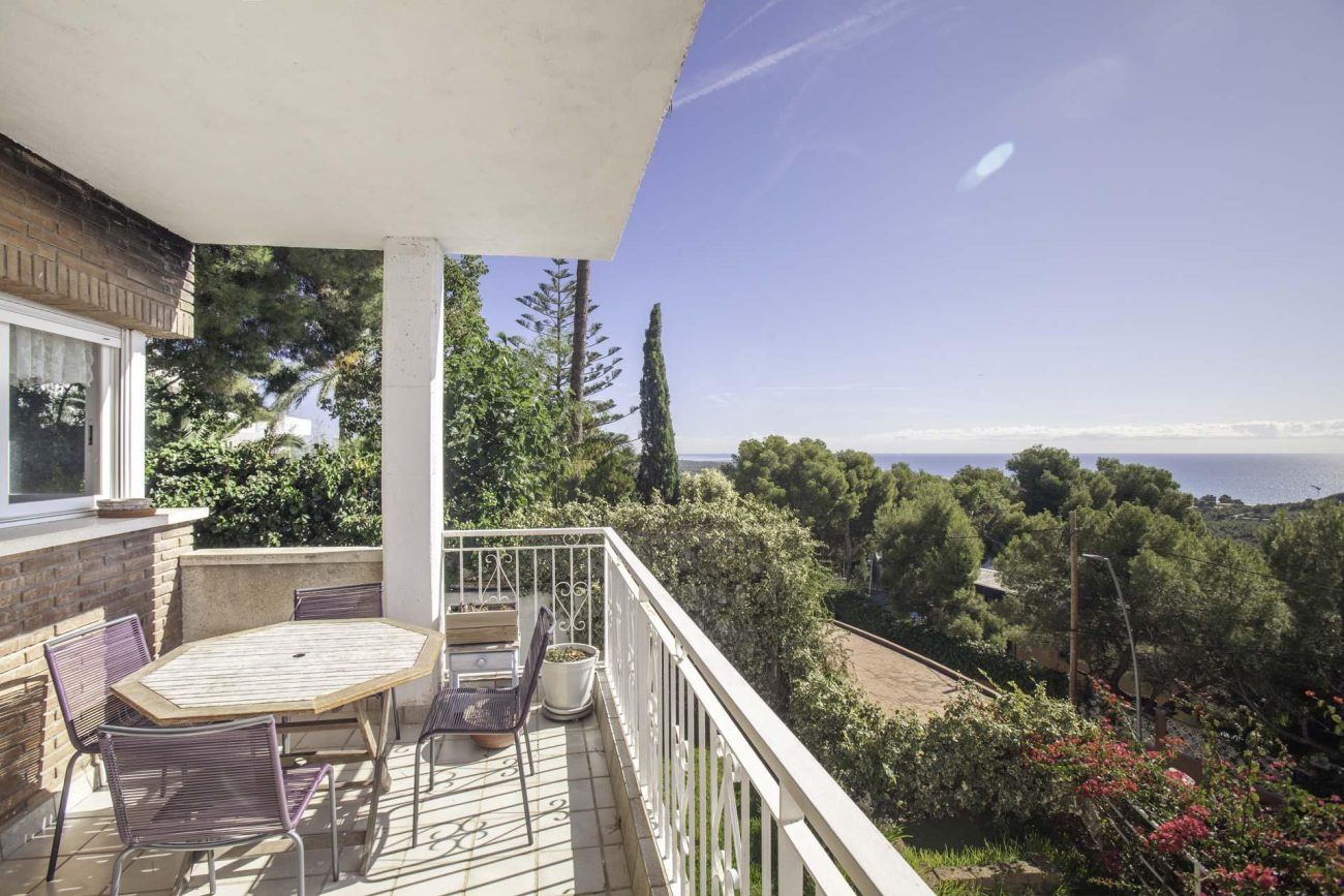 Casa en la mejor zona de la montaña de Castelldefels